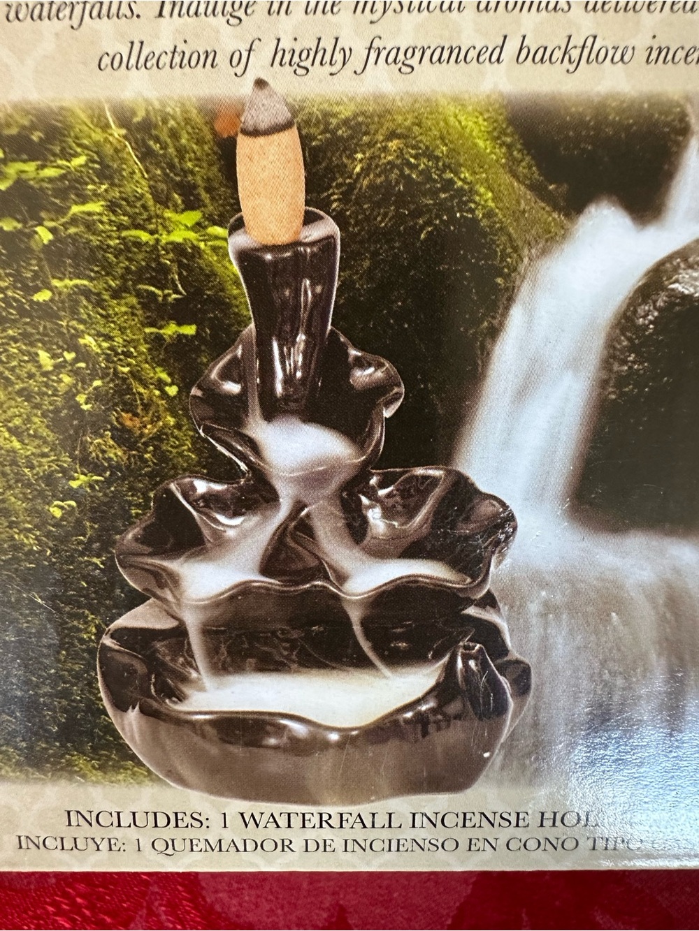 🌵3/$15 Backflow Incense Cone Holder with 20 Cones ( see description)